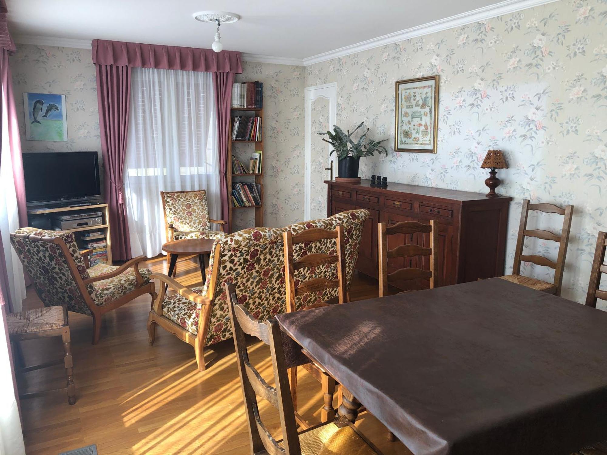 Chambre 2 Dans Un Appartement 布雷斯地区布尔格 外观 照片