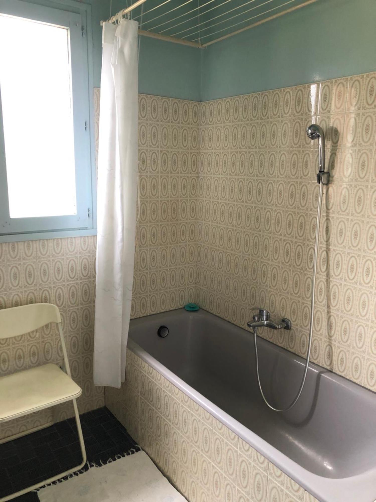 Chambre 2 Dans Un Appartement 布雷斯地区布尔格 外观 照片